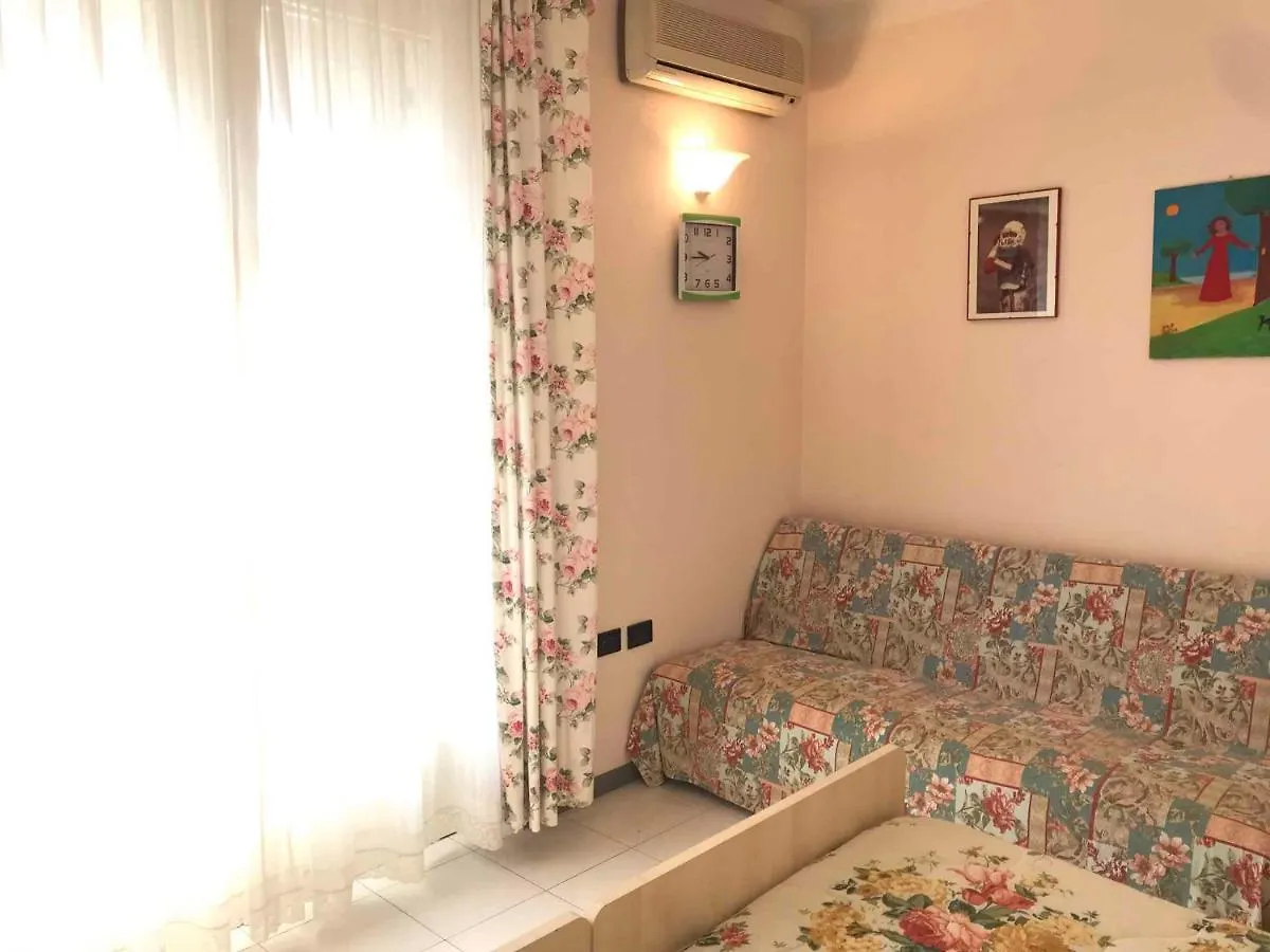 Apartment In Lazise/Gardasee 21982