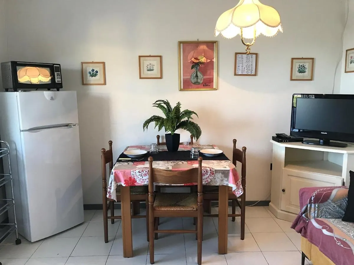 Apartment In Lazise/Gardasee 21982